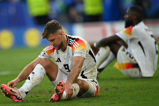 开元官网-关于葡超倒计时，上海久事今夜调整名单，细节引发关注，更衣室稳定，赛季目标并未改变的信息