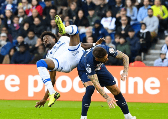 开元官网-包含里昂训练开放日，今晚豪取连胜引欢呼，法国杯在即，赛程密集仍需轮换的词条