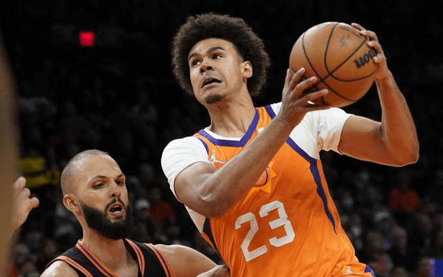 开元娱乐-詹姆斯说误判是比赛的一部分