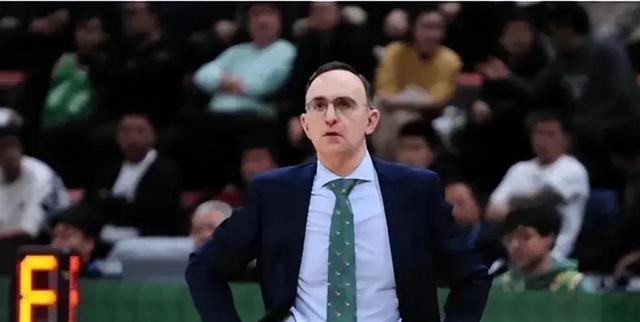 开元娱乐-詹姆斯说误判是比赛的一部分